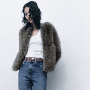 Zara Short Faux Fur Jacket NWT SZ M